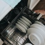 Como limpiar un lavavajillas por dentro